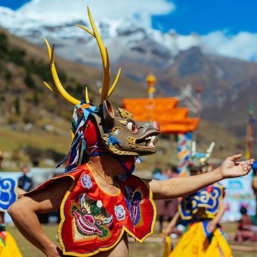 30.354.1-Celebrating-Snow-Leopards-In-Bhutans-Jomolhari-Mountain-Festival